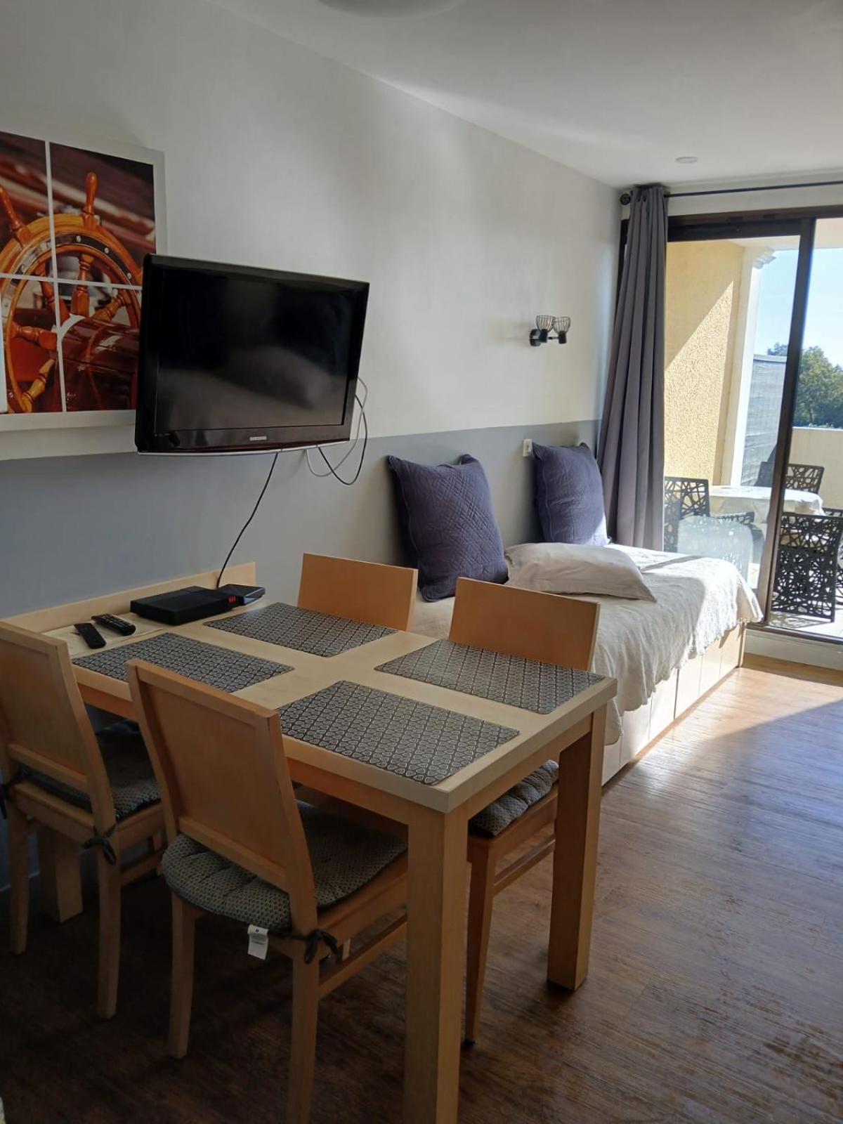 Appartement Grimaud bord de mer Eksteriør bilde